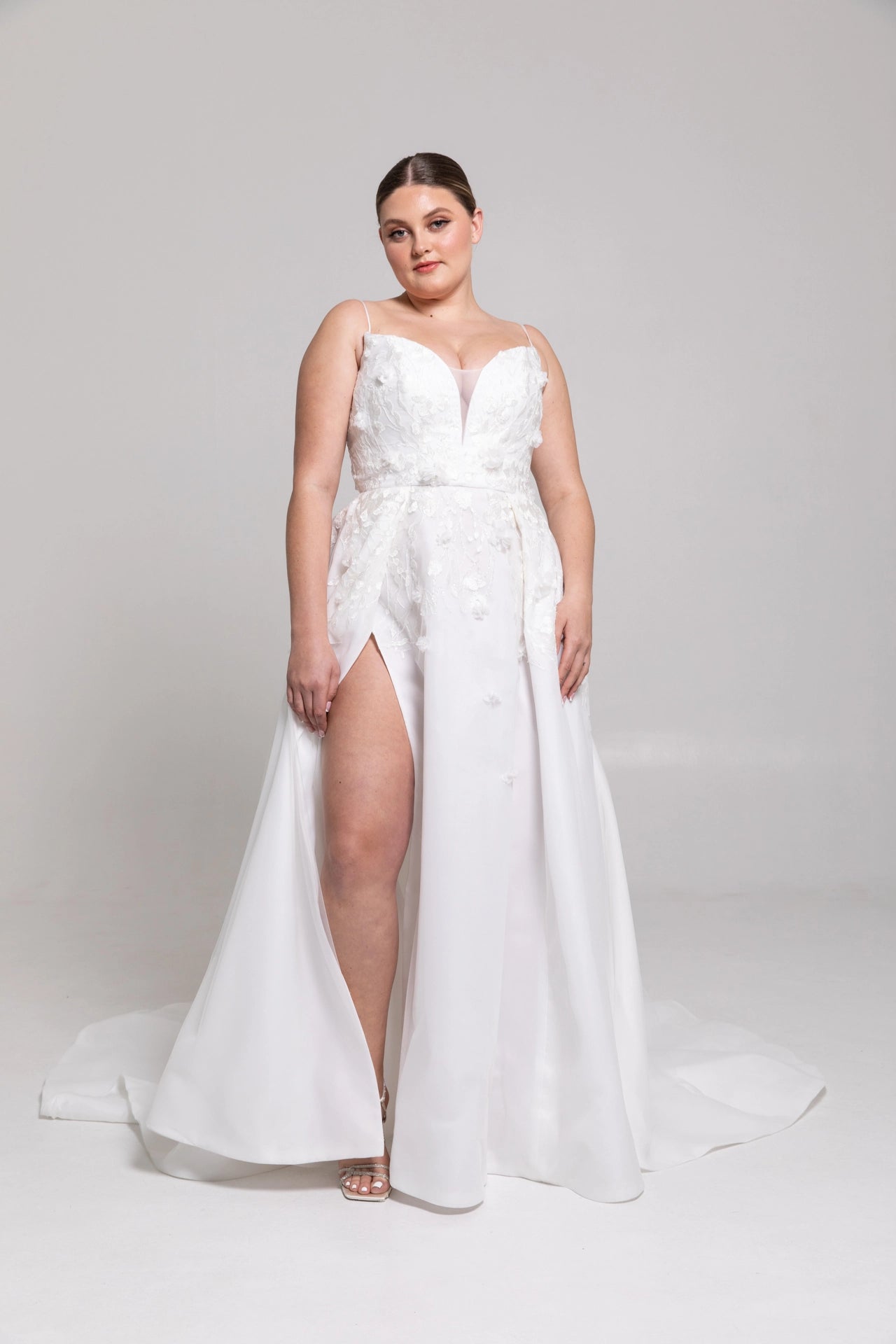 Ruth - Size 8