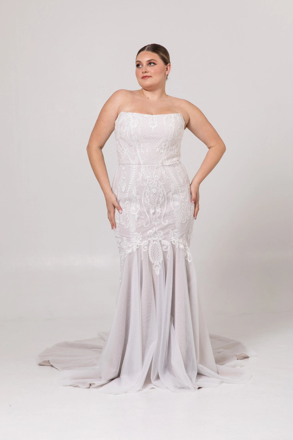 Simone - Size 18