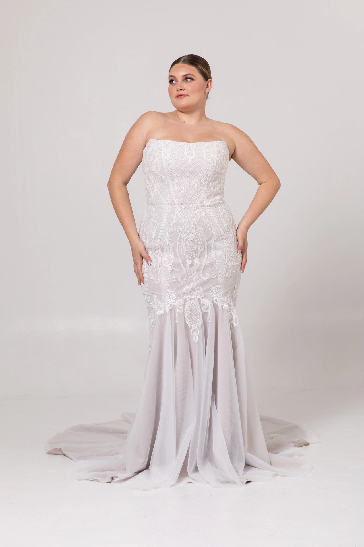 Simone - Size 18
