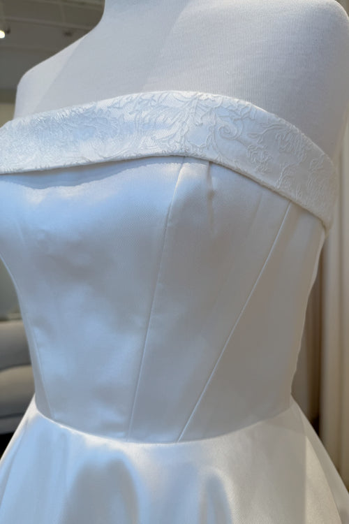 Arabella, Off White - Size 8