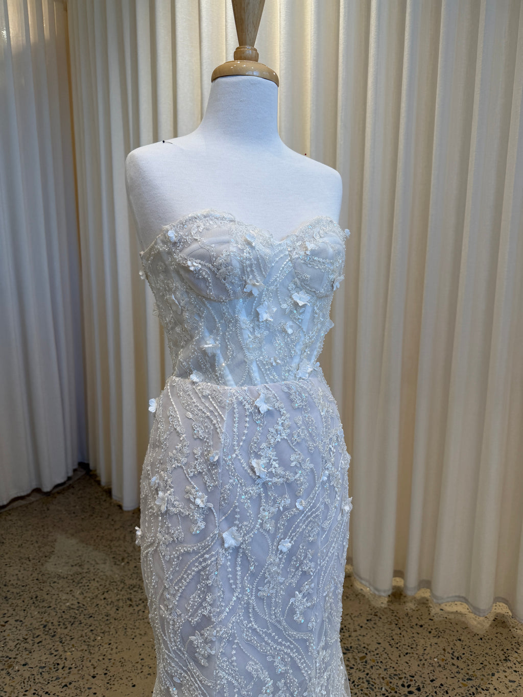 Audrey Fluer - Size 8