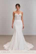 Audrey Chantilly - Size 8