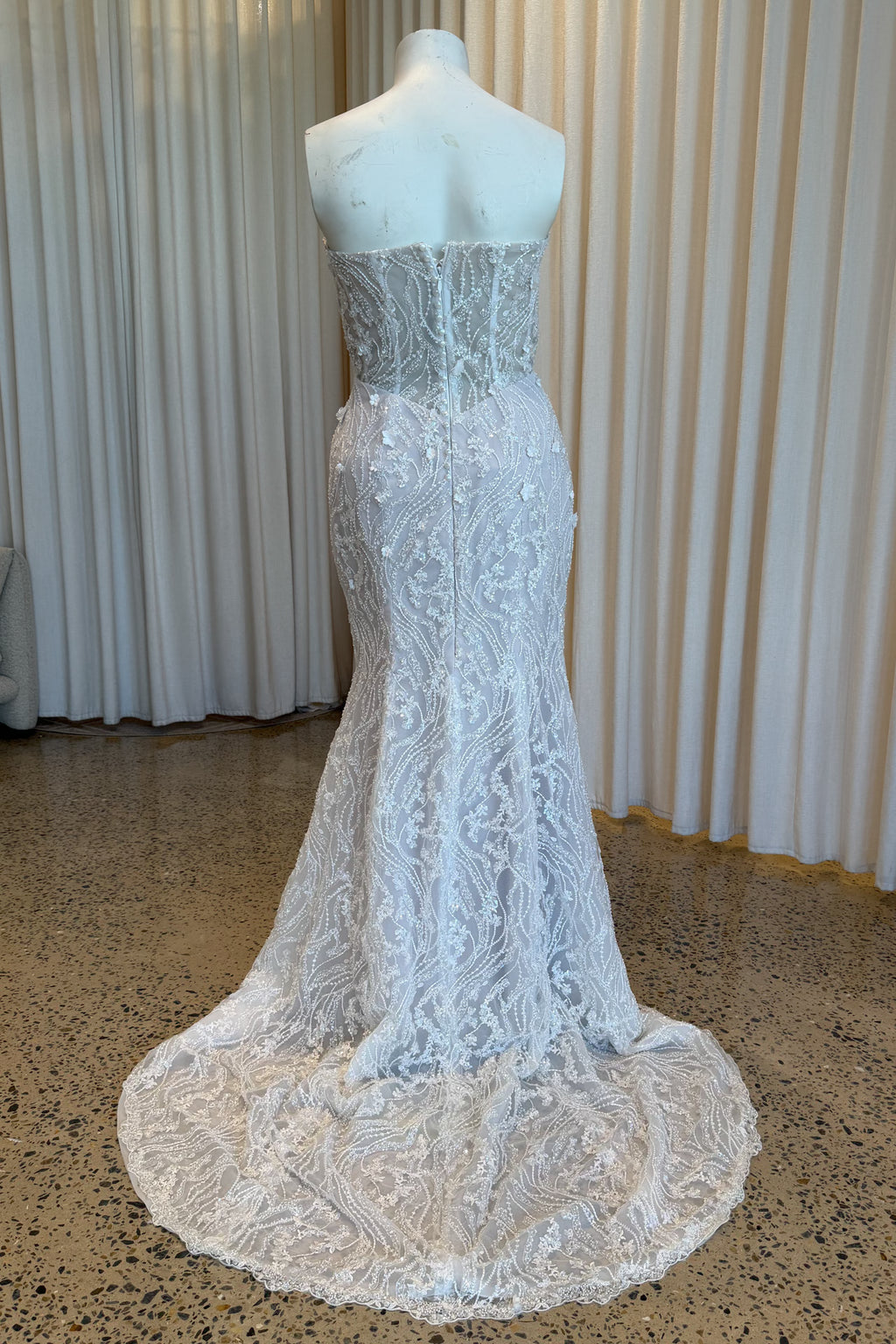 Audrey Fluer - Size 18