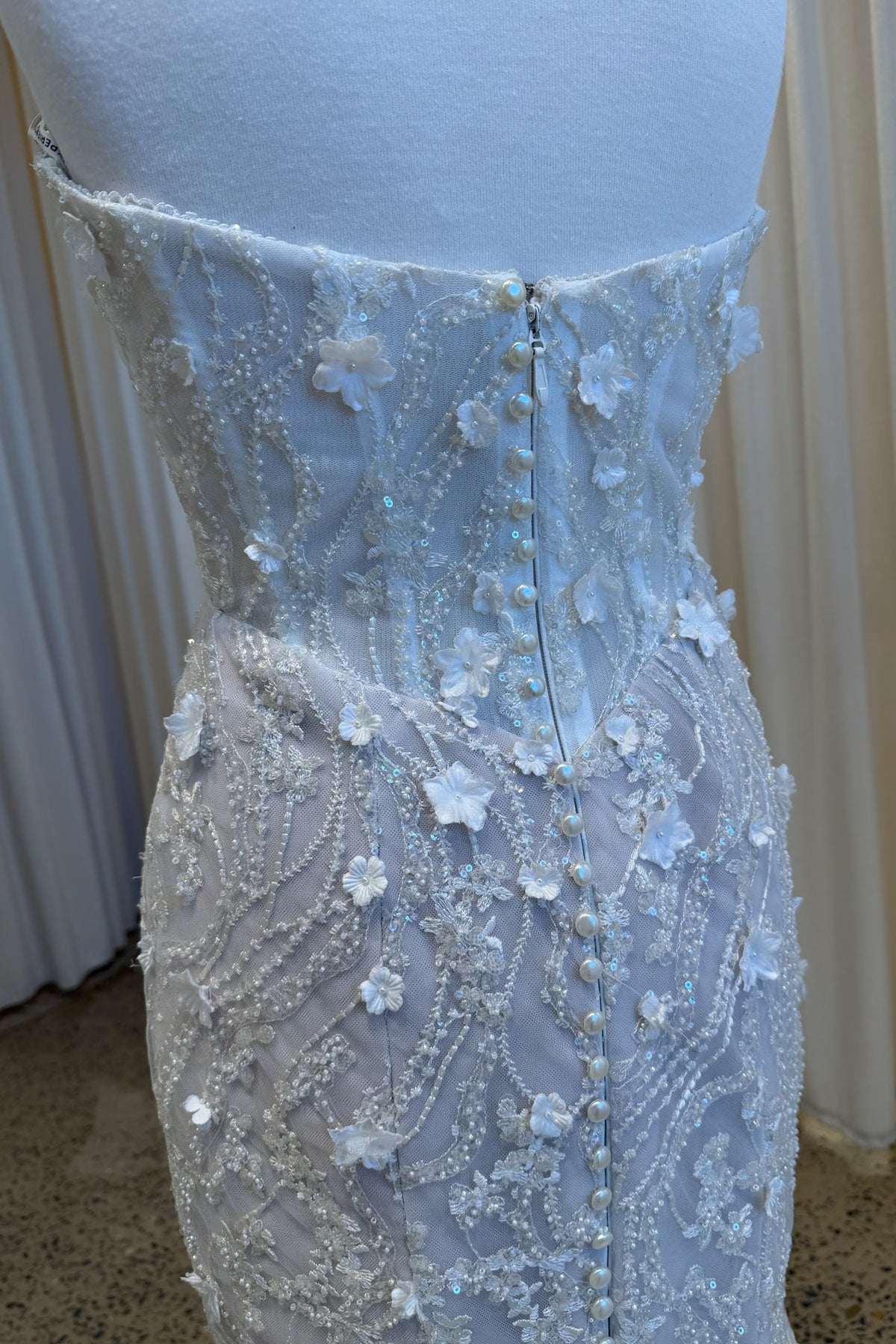 Audrey Fluer - Size 8