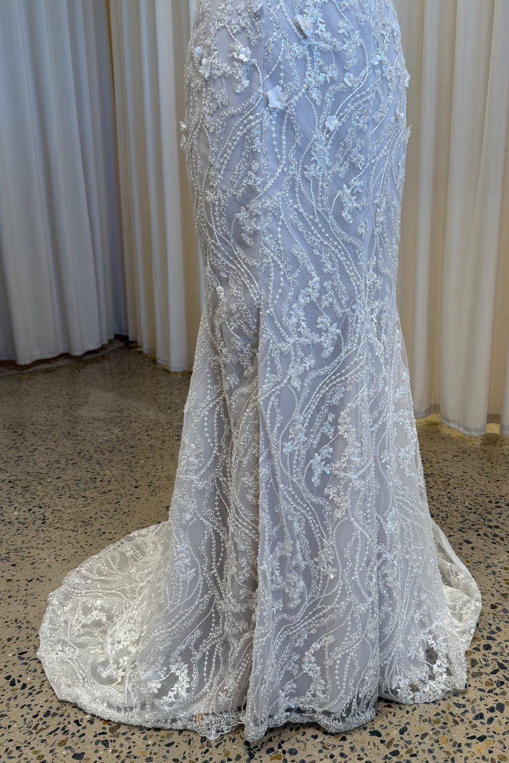 Audrey Fluer - Size 8