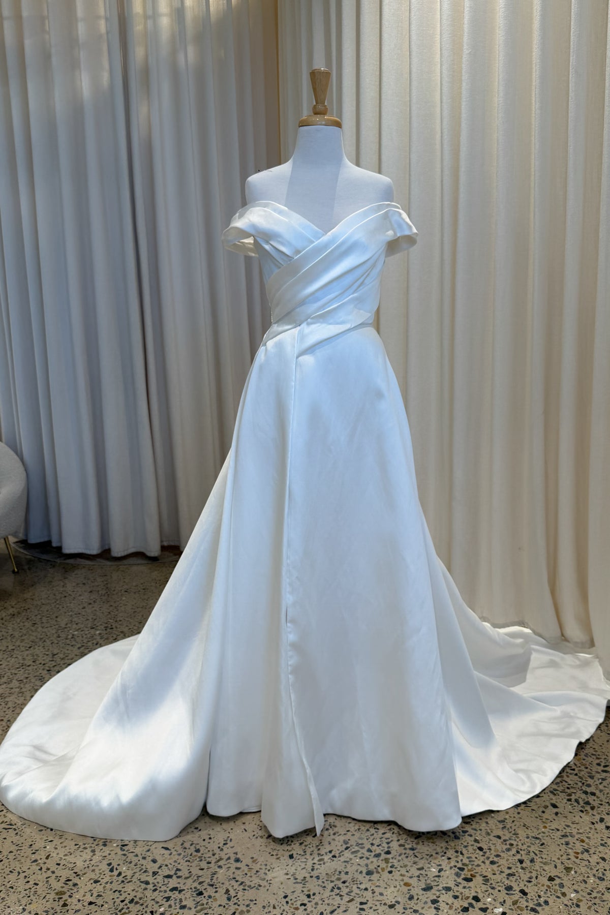 Clara - Size 8
