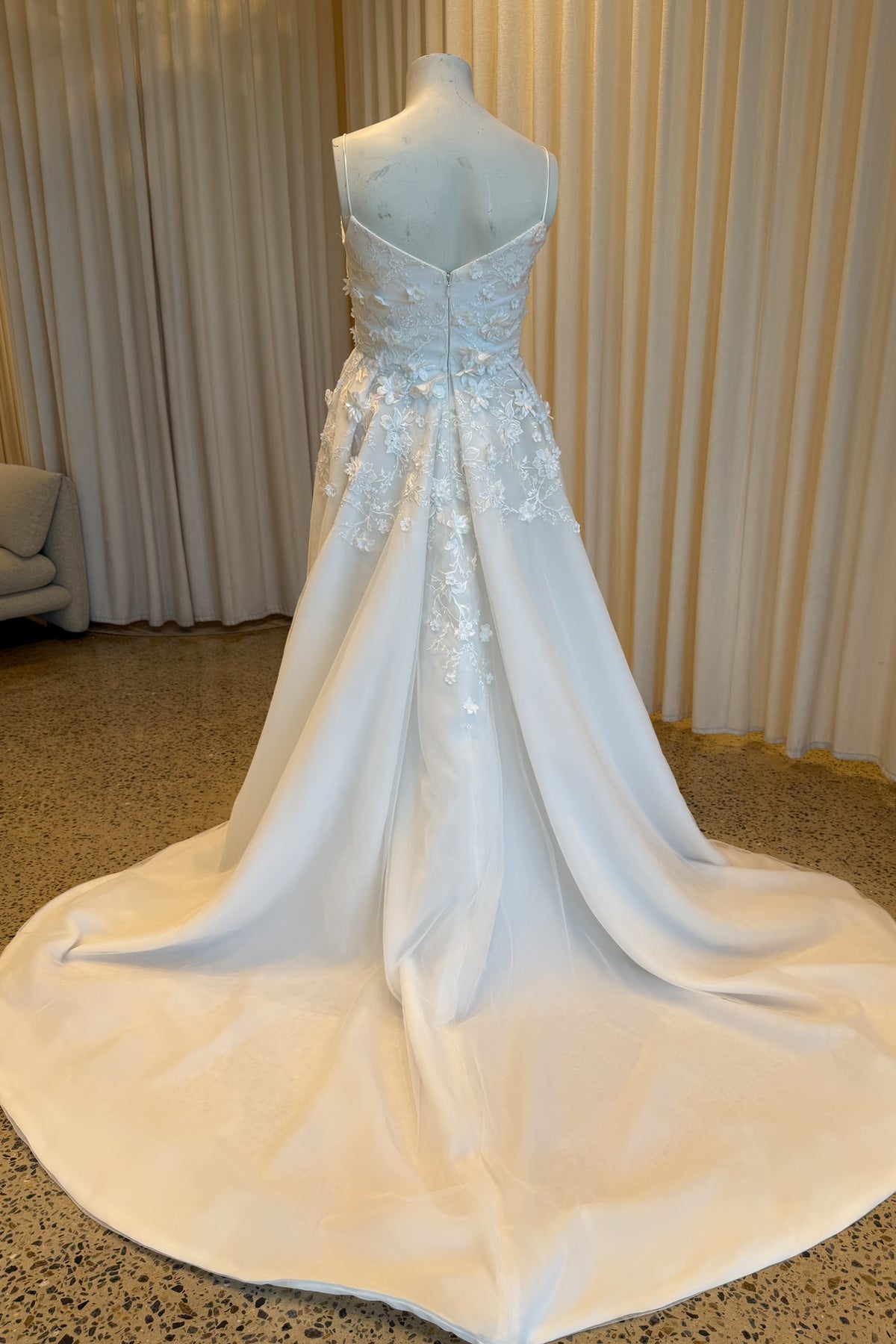 Indira - Size 18