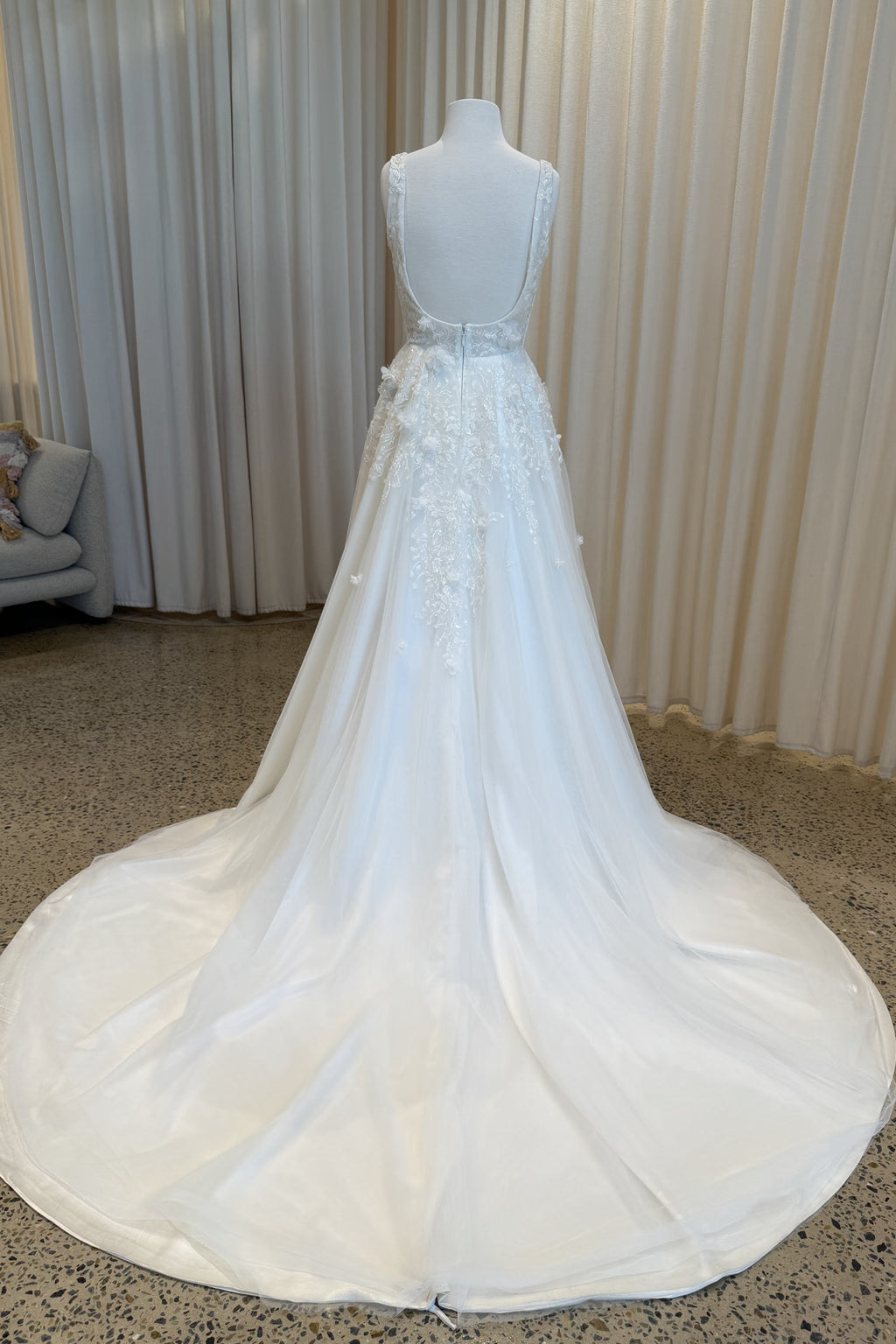Love Lace - Size 8