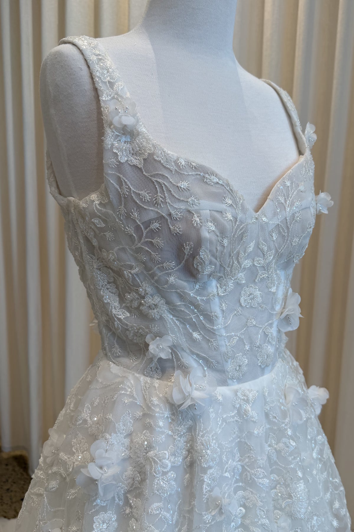 Love Lace - Size 8