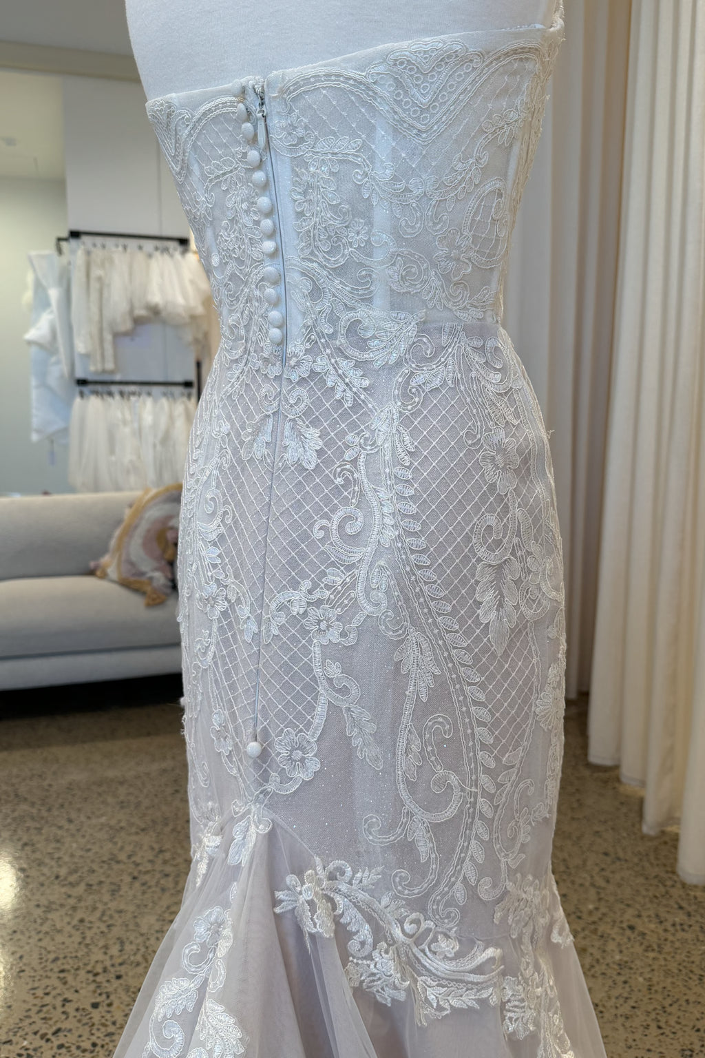 Simone - Size 8