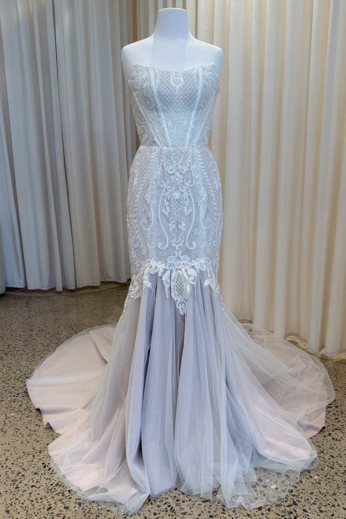 Simone - Size 8